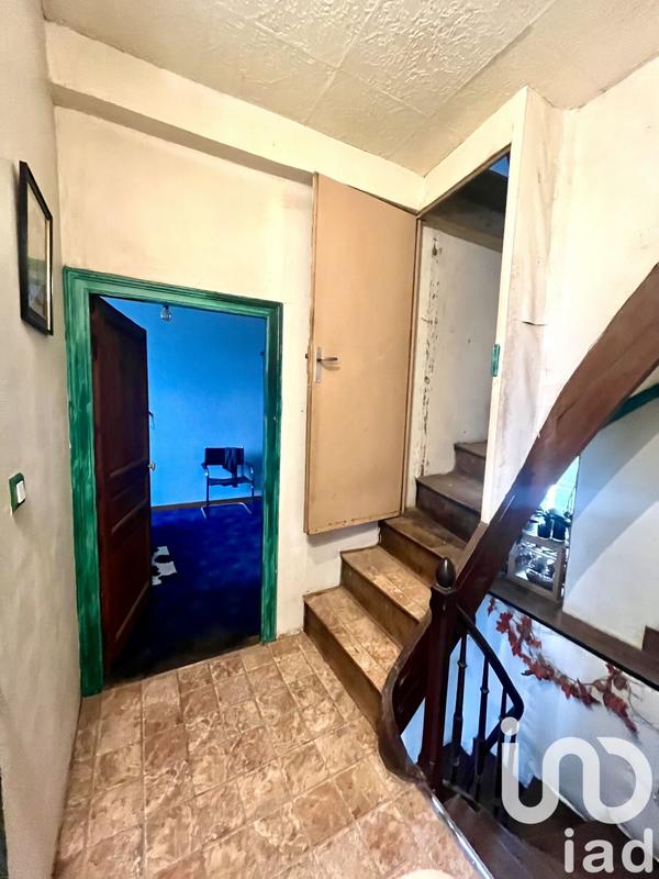 Maison - 255 m² - 6 pièces