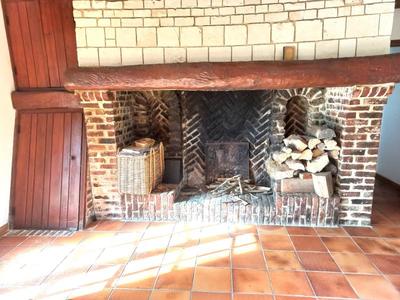 Maison - 216 m² - 7 pièces