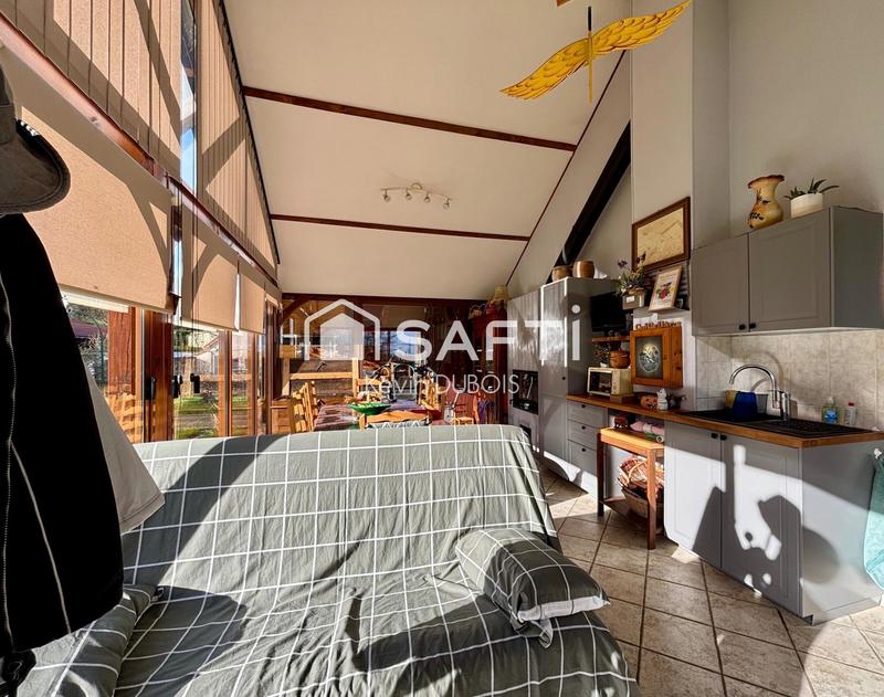 Maison - 223 m² - 7 pièces