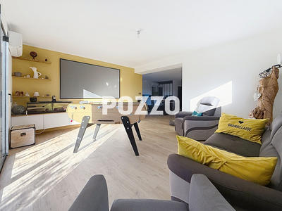 Maison - 155 m² - 6 pièces