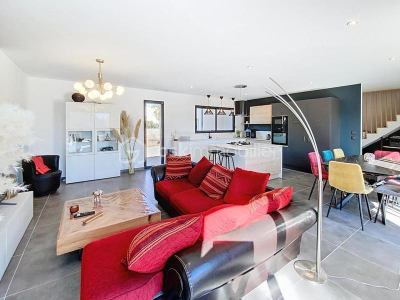 Villa - 140 m² - 5 pièces