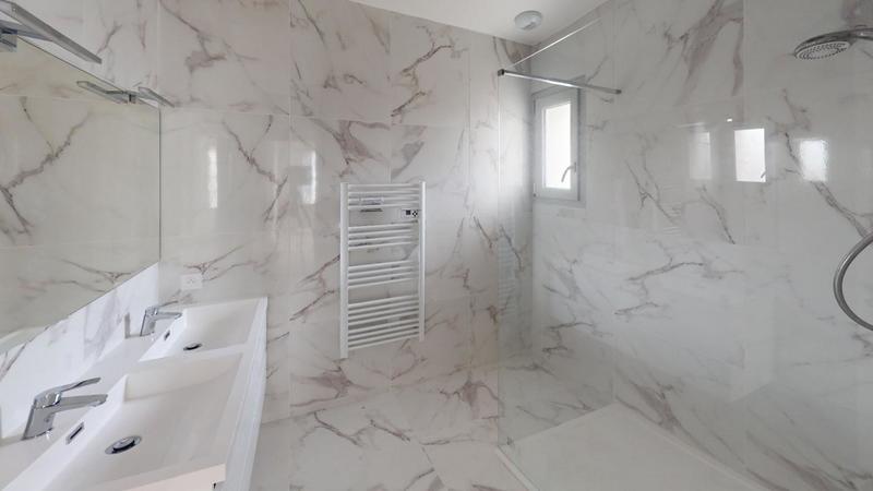 Appartement - 105 m² - 5 pièces