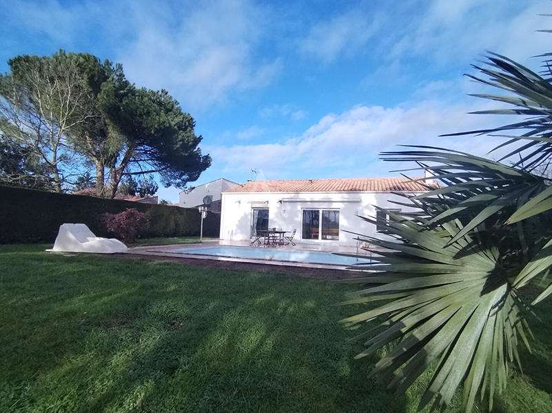 Maison - 142 m² - 3 pièces