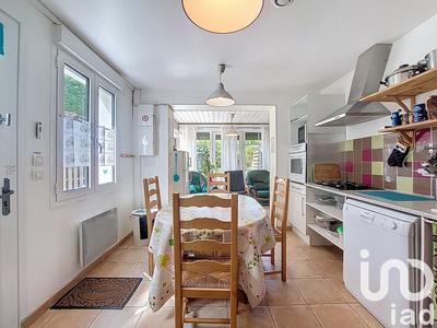 Maison - 170 m² - 9 pièces