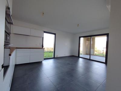 Appartement - 77 m² - 4 pièces