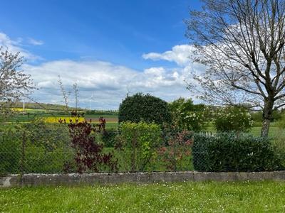 Maison - 93 m² - 5 pièces