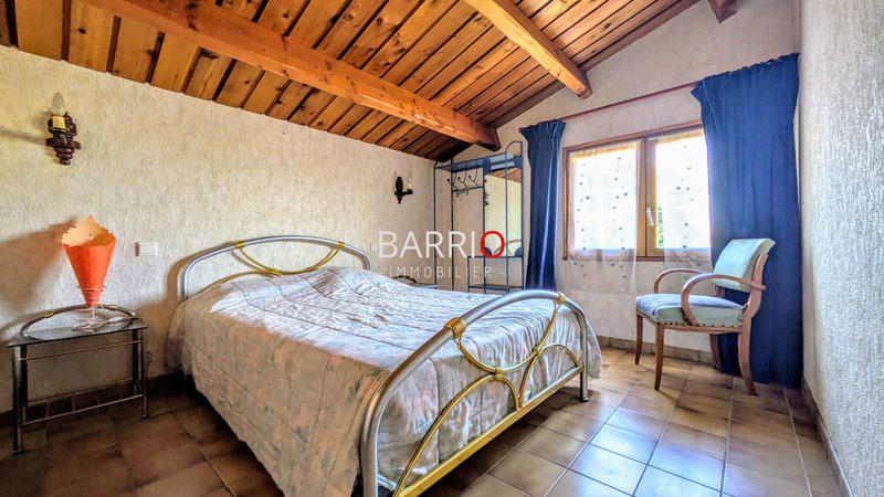 Villa - 235 m² - 7 pièces