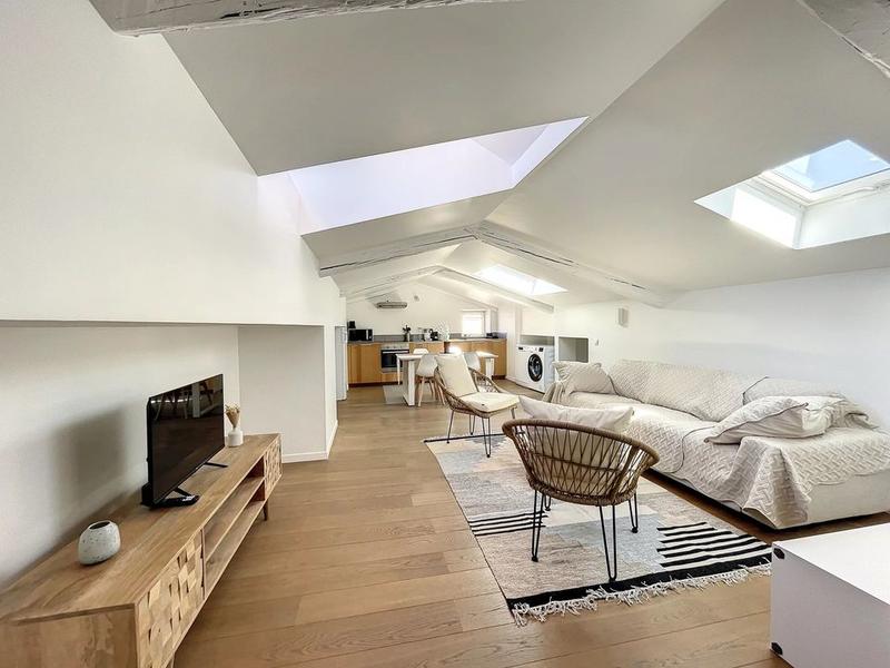 Appartement - 70 m² - 3 pièces