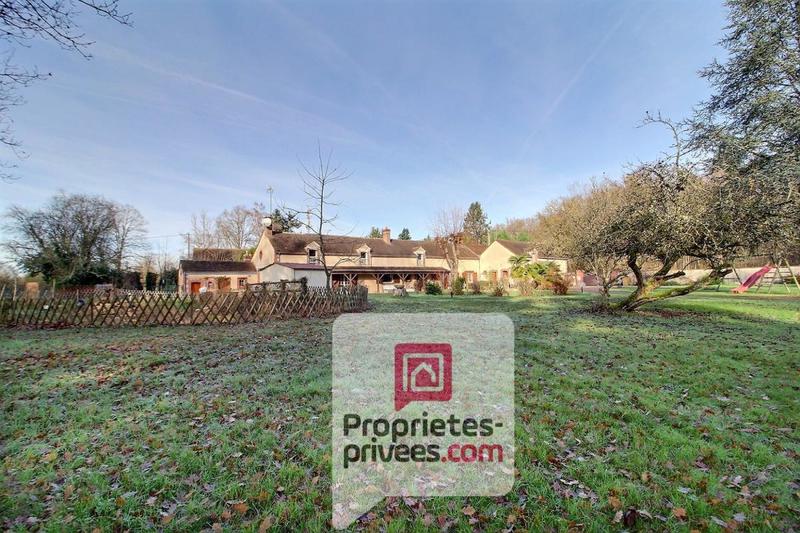 Maison - 210 m² - 8 pièces