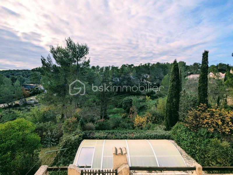 Villa - 193 m² - 7 pièces