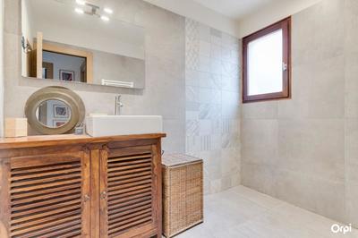 Maison - 141 m² - 6 pièces