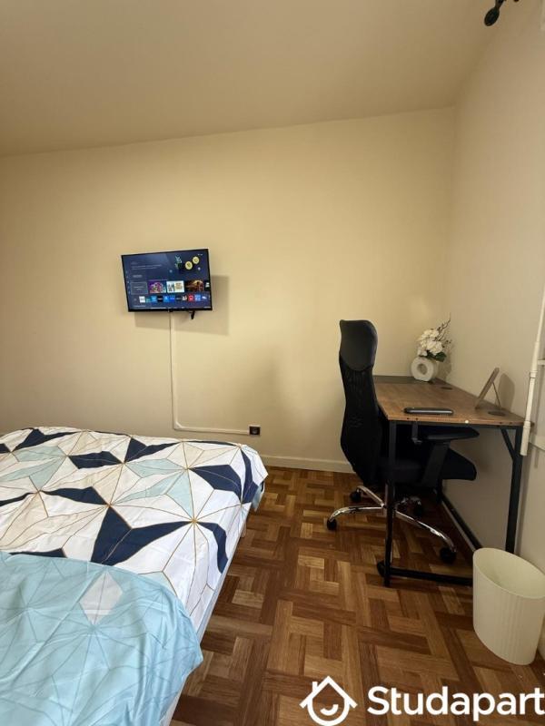 Chambre - 10 m² - 1 pièce