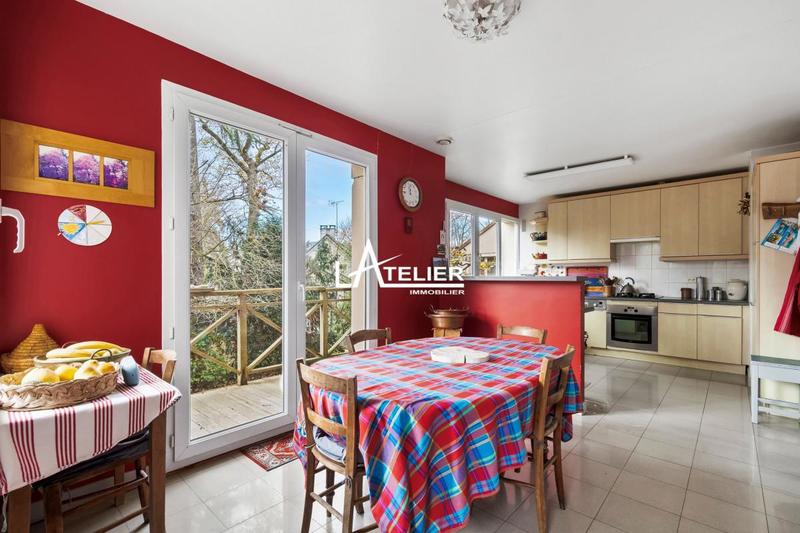 Maison - 399 m² - 15 pièces