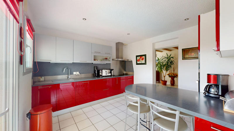 Maison - 160 m² - 8 pièces