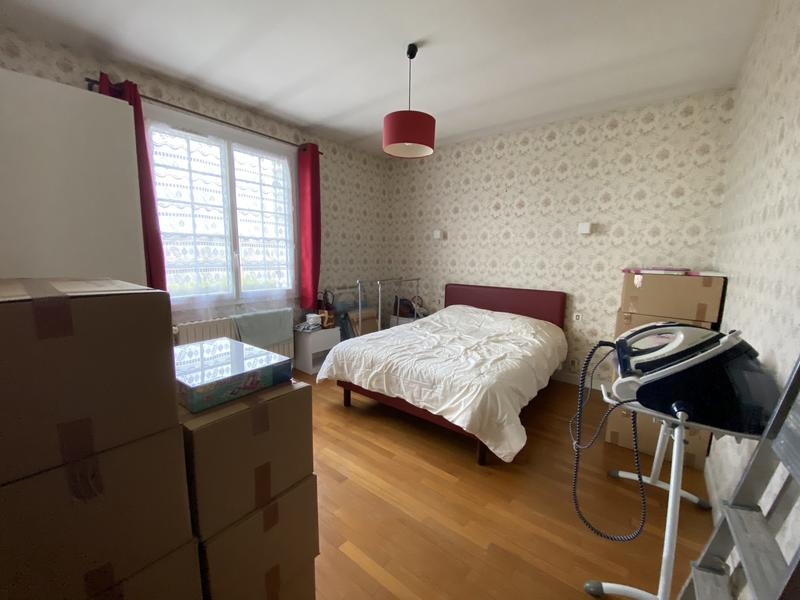 Maison traditionnelle - 141 m² - 6 pièces