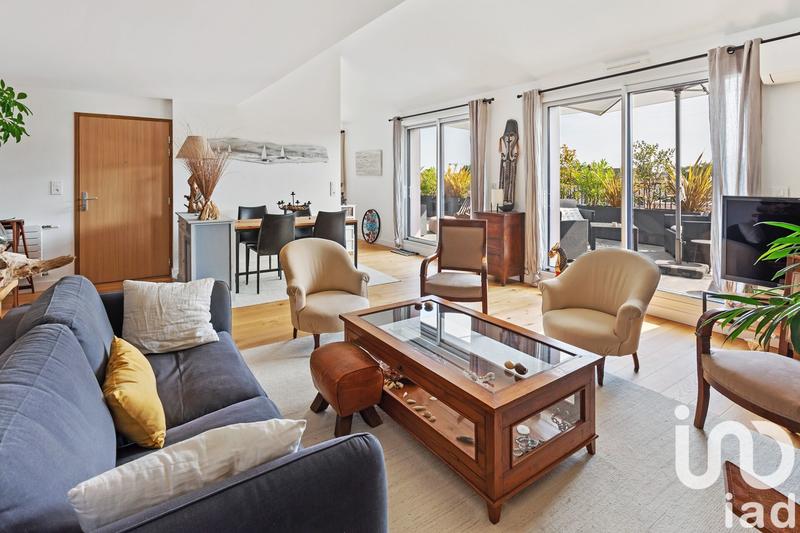 Appartement - 90 m² - 4 pièces