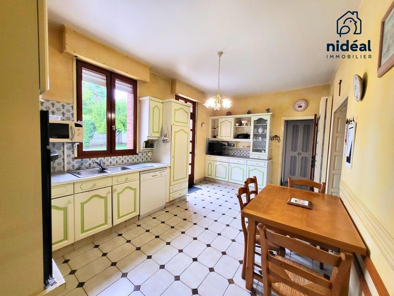 Maison - 190 m² - 8 pièces