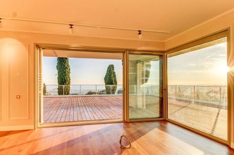 Appartement - 100 m² - 3 pièces