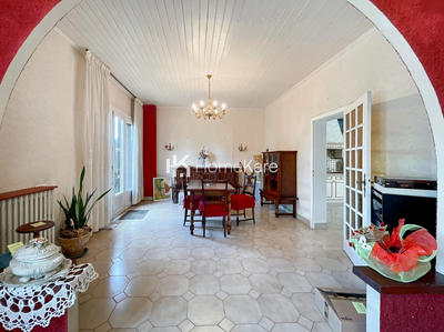 Maison - 102 m² - 4 pièces