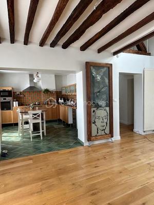 Maison - 187 m² - 9 pièces
