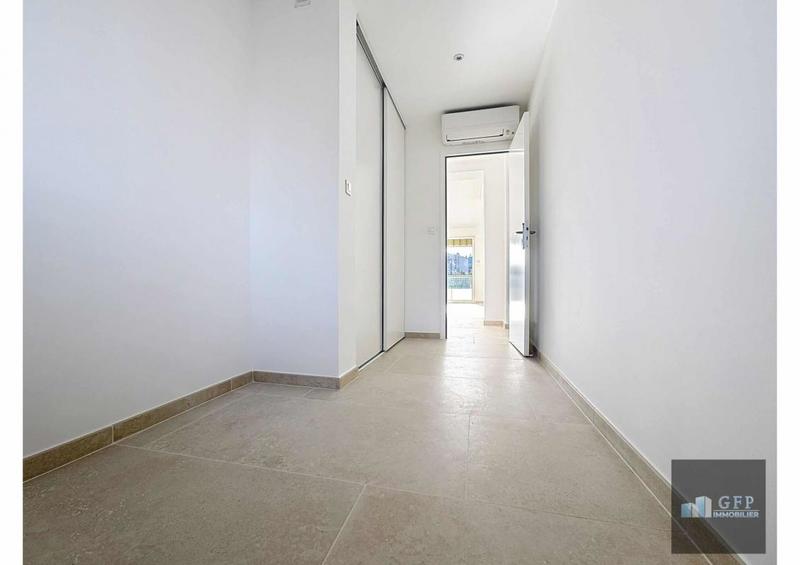 Appartement - 87 m² - 4 pièces