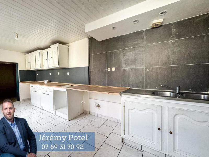 Maison - 87 m² - 6 pièces