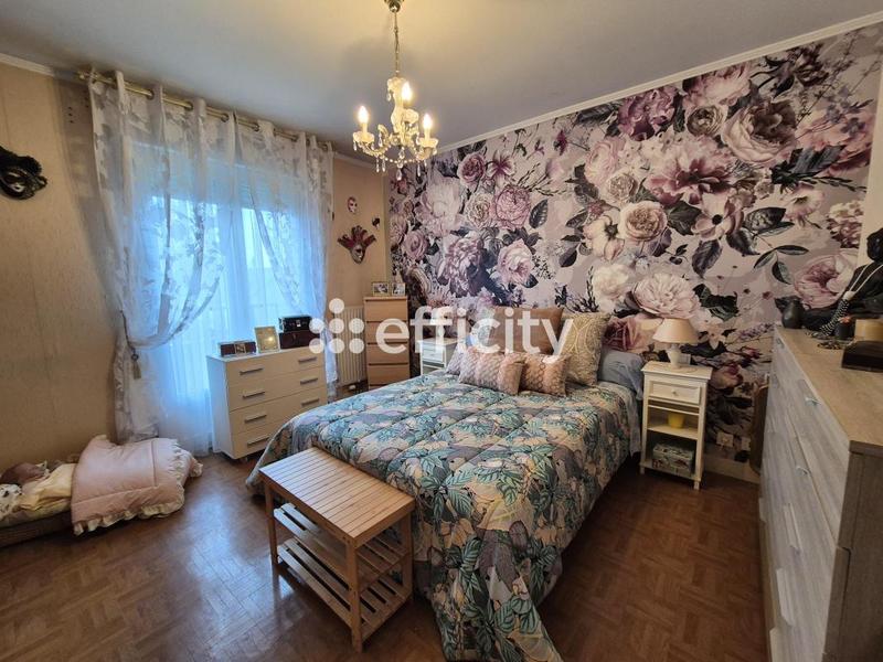 Appartement - 93 m² - 3 pièces