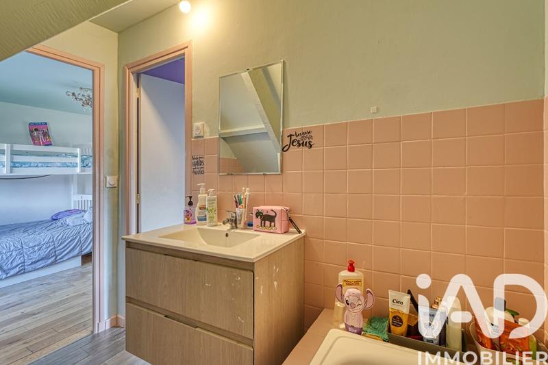 Maison - 250 m² - 9 pièces