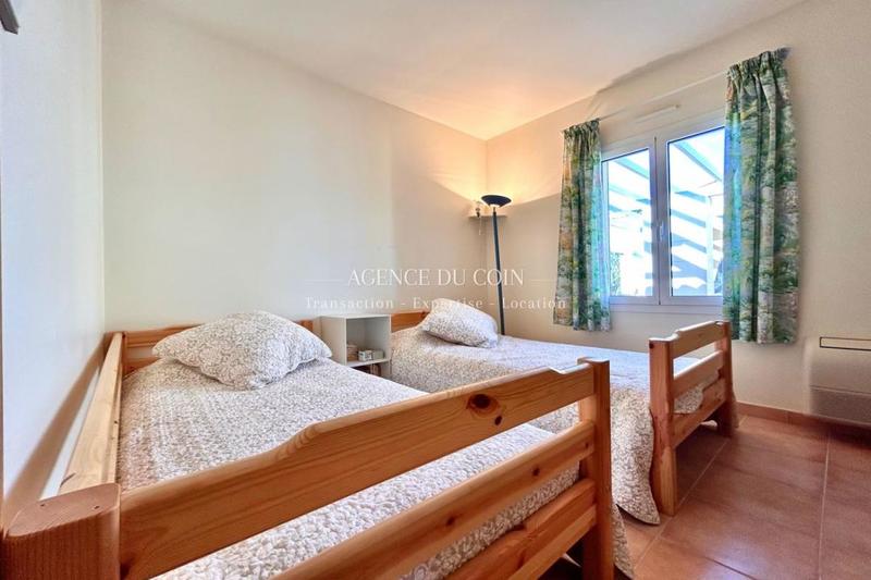 Propriété - 350 m² - 10 pièces