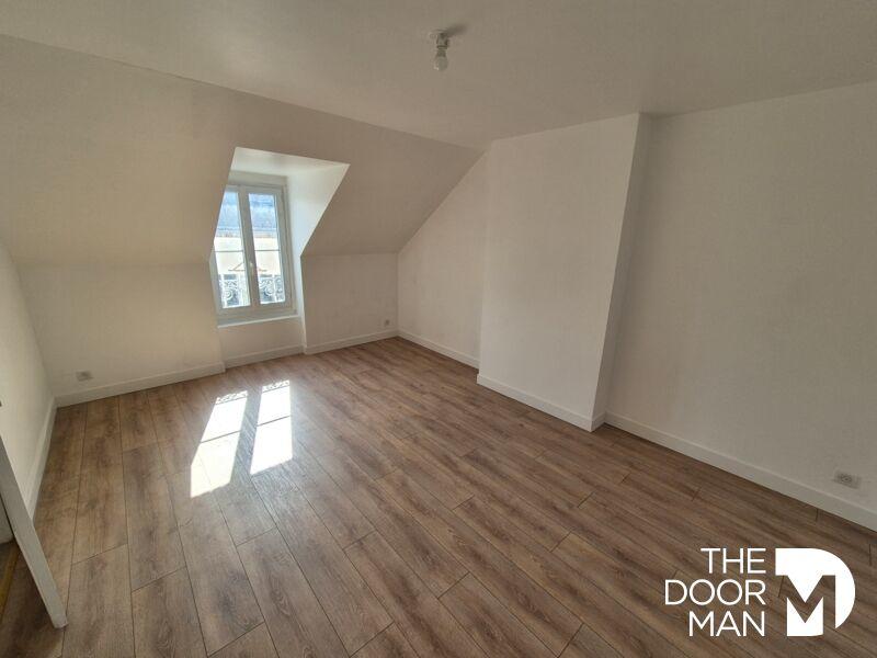 Immeuble - 136 m² - 6 pièces