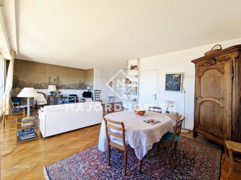 Appartement - 95 m² - 4 pièces