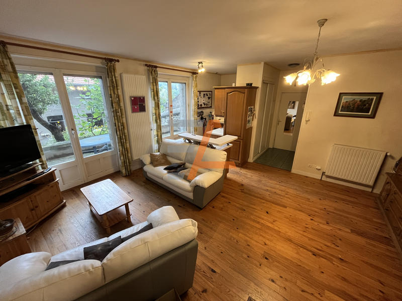 Triplex - 122 m² - 7 pièces