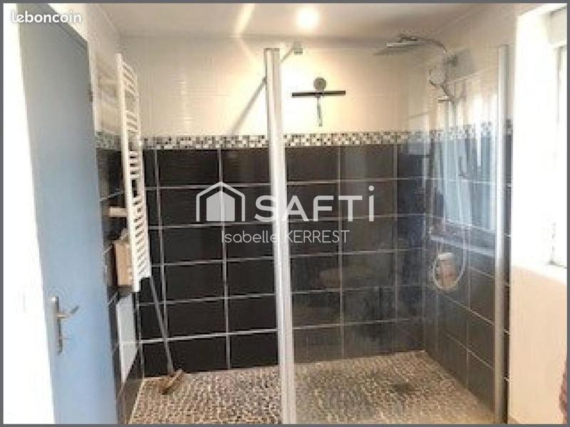 Maison - 130 m² - 7 pièces