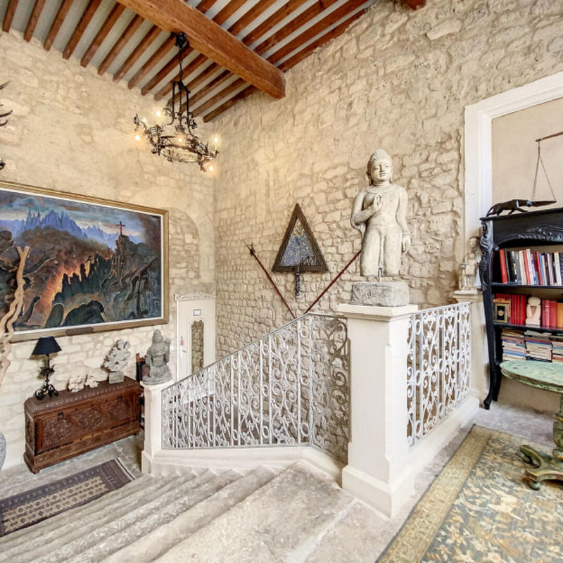 Demeure - 800 m² - 17 pièces