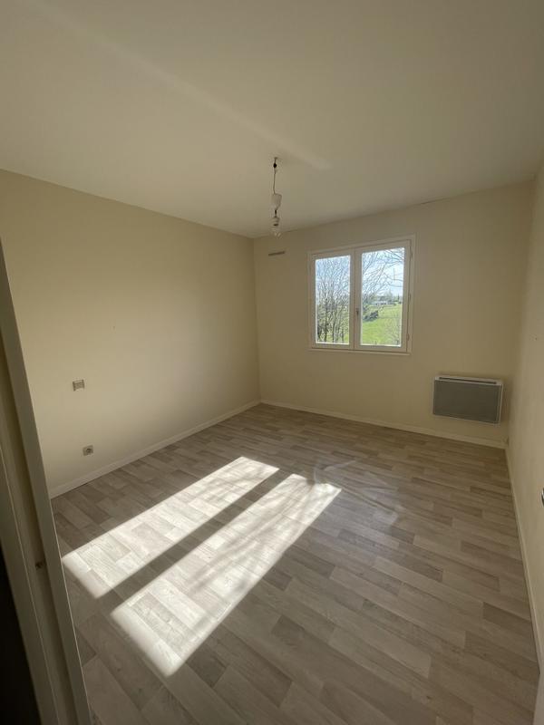 Maison traditionnelle - 88 m² - 4 pièces