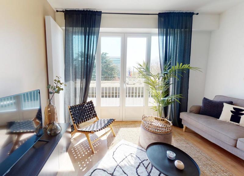 Appartement - 80 m² - 5 pièces