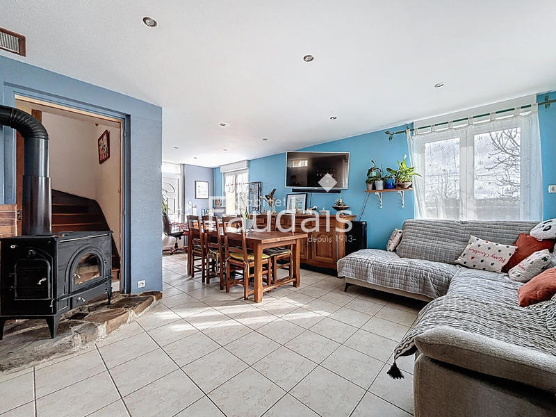 Maison - 127 m² - 7 pièces