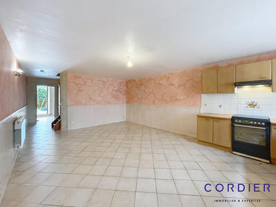 Maison - 105 m² - 4 pièces