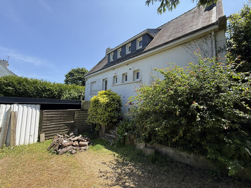 Maison traditionnelle - 145 m² - 7 pièces