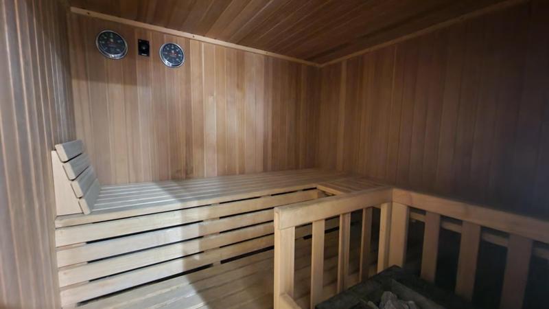 Maison contemporaine - 370 m² - 8 pièces