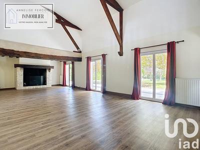 Maison - 250 m² - 8 pièces