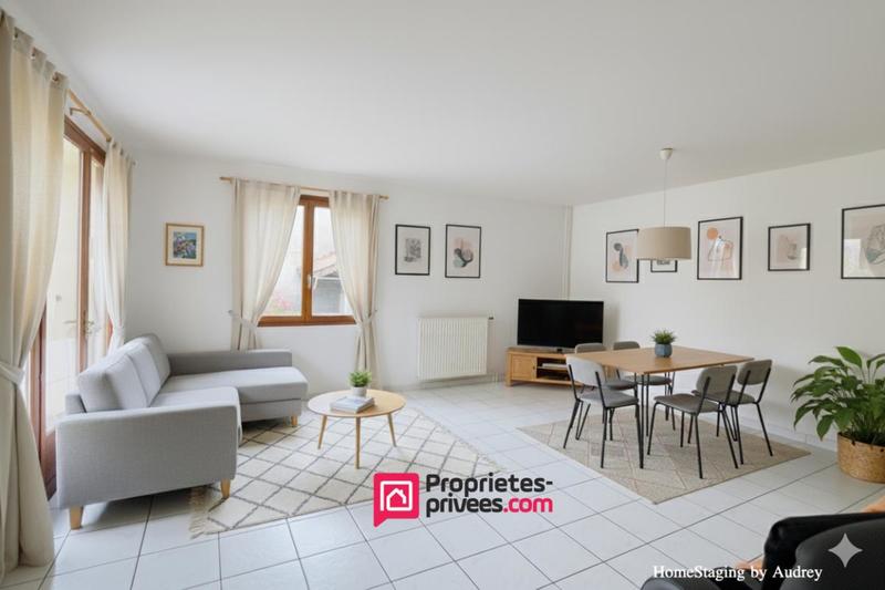 Maison - 228 m² - 7 pièces