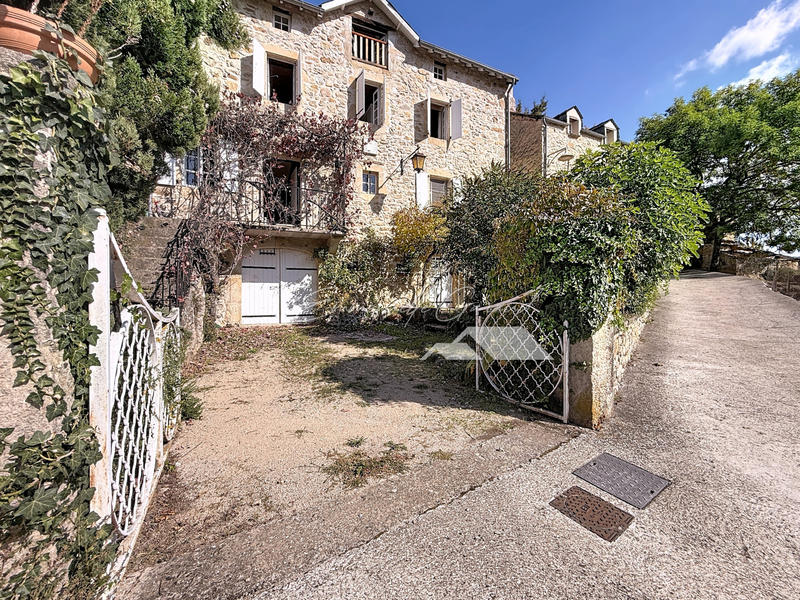 Maison - 114 m² - 6 pièces