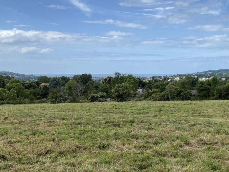 Terrain constructible - 1 411 m²