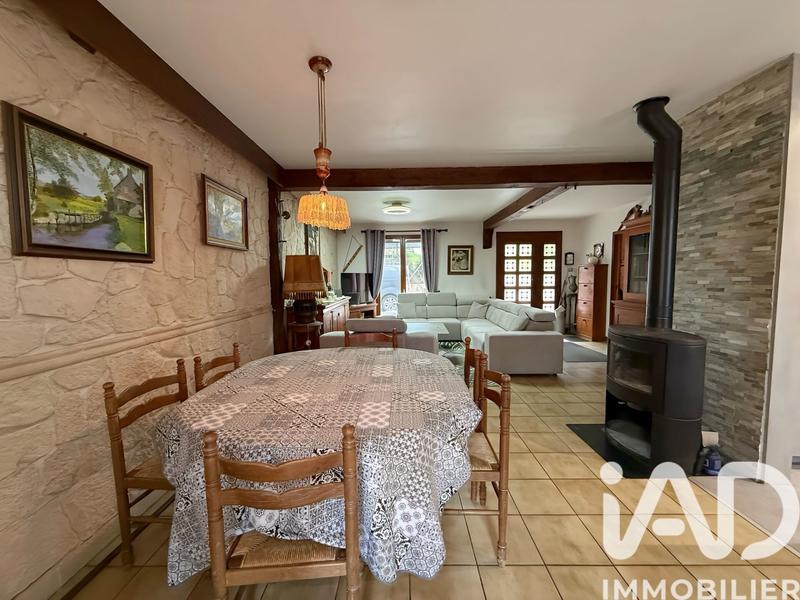 Maison - 209 m² - 6 pièces