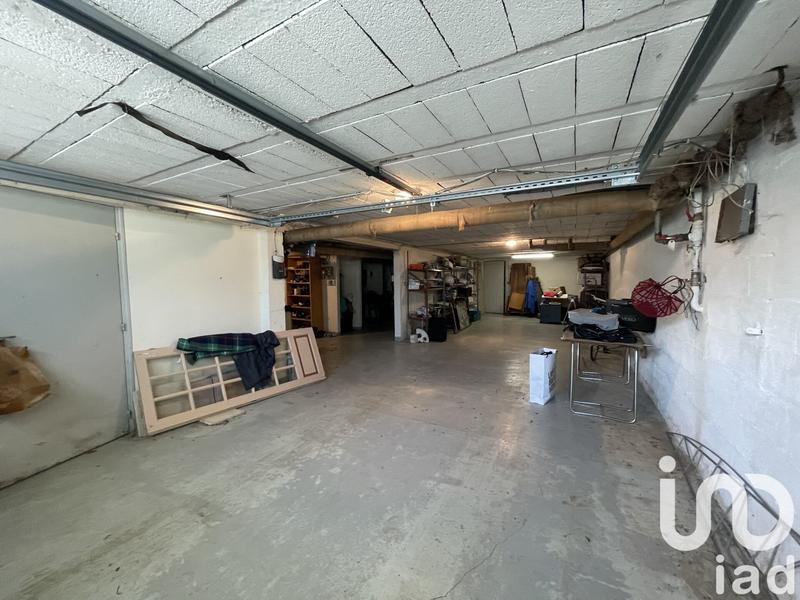 Maison - 215 m² - 7 pièces