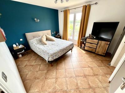 Villa - 168 m² - 7 pièces