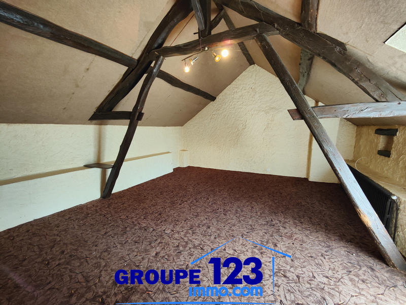 Maison - 102 m² - 4 pièces