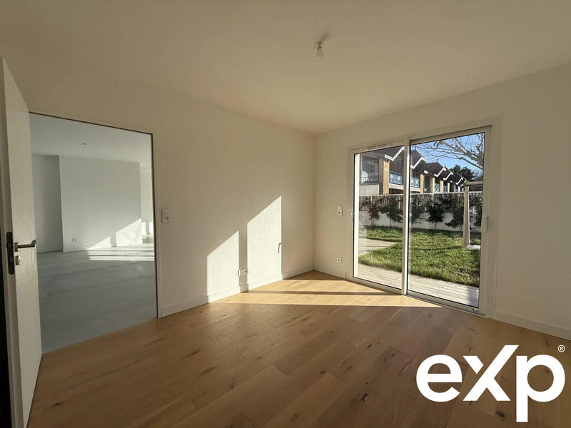 Maison - 153 m² - 6 pièces