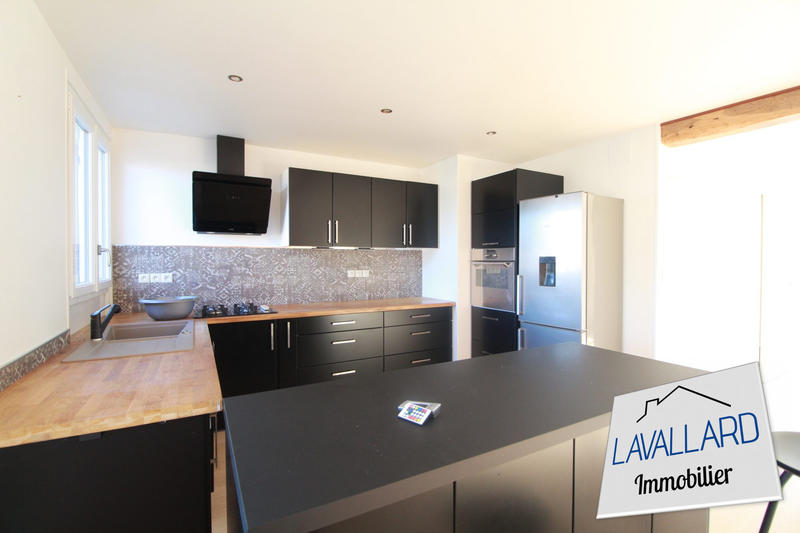 Maison - 127 m² - 6 pièces